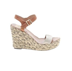 Vince Camuto Wedge Sandals 9.5